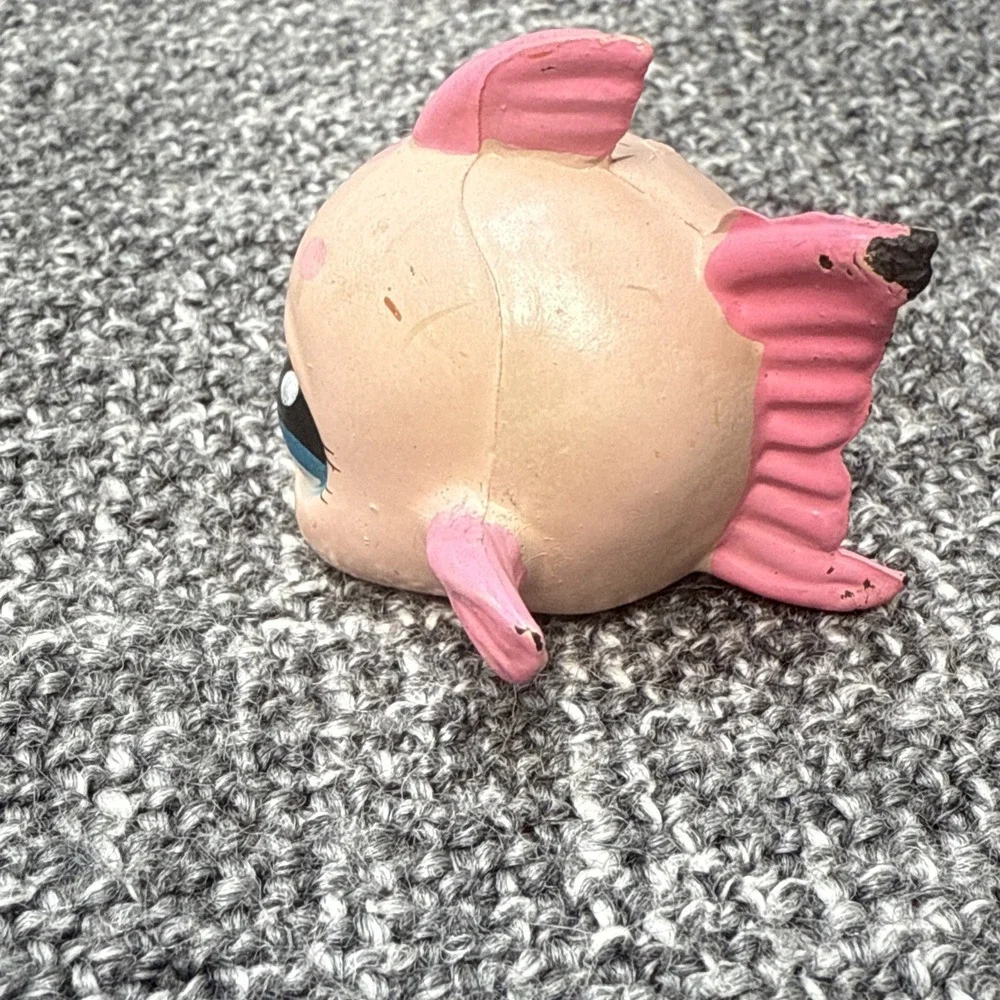 Littlest Pet Shop LPS #1346 Octopus #1139 Pink Polka Dot Fish‎ With Ocean Stand